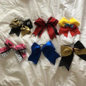 Cheer bows